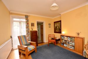 Dining Room- click for photo gallery